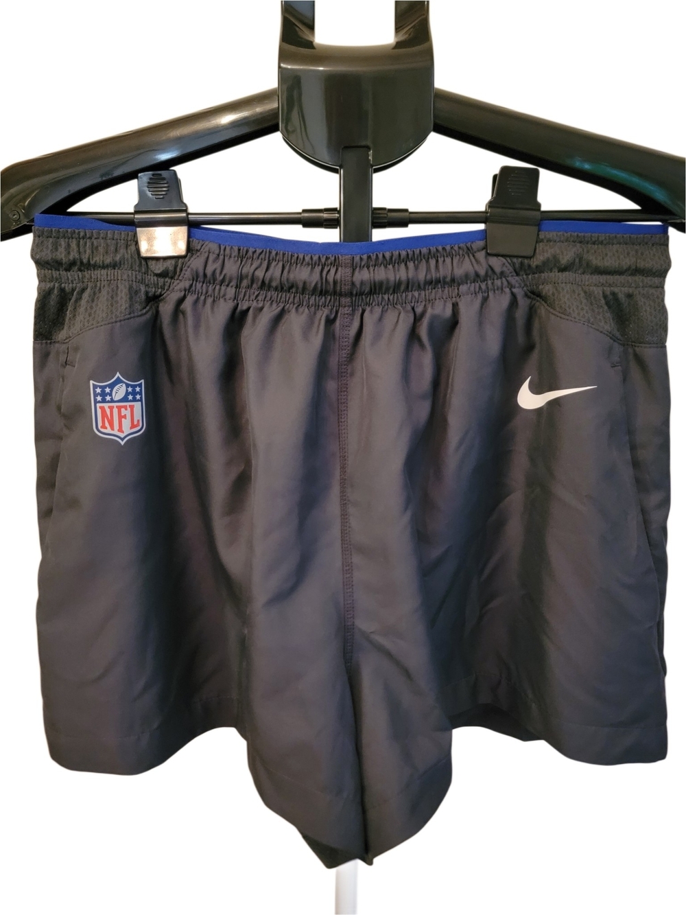 ✨ Nike NFL On-Field Athletic Shorts - Dark Grey / Blue Waistband - Size Large